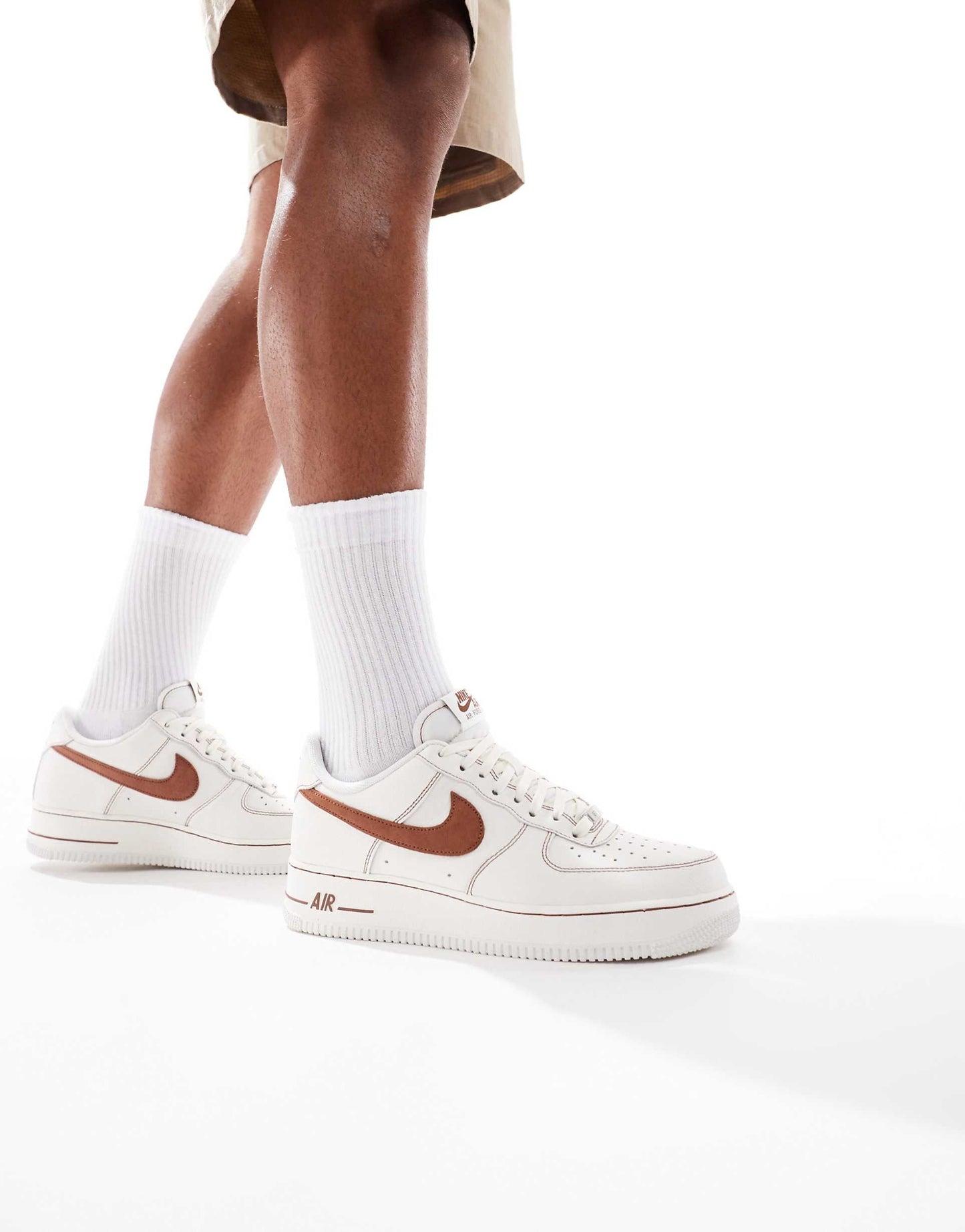 Airforce 1 Low '07 LV8 Ivory Saddle Brown