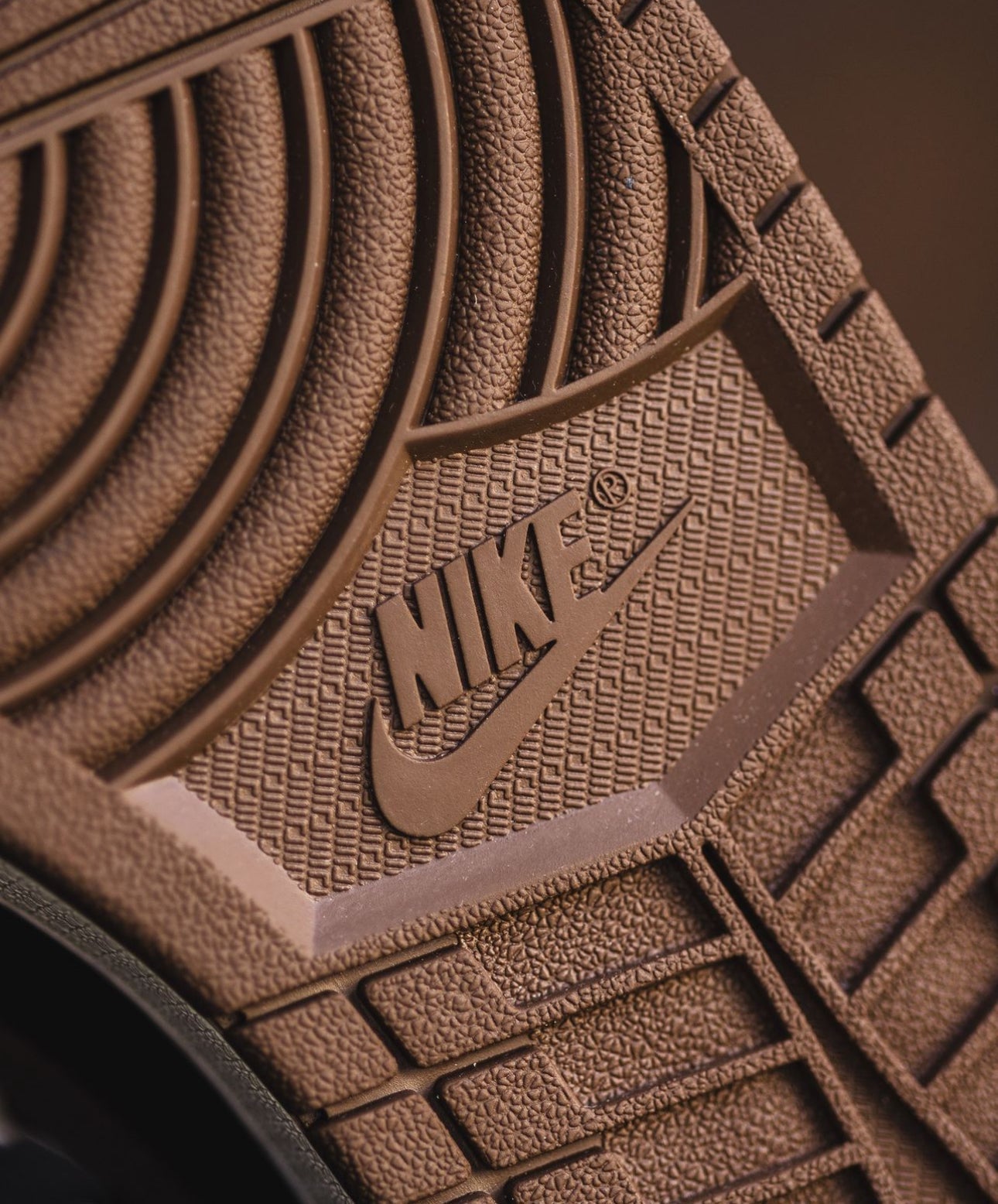 Air Jordan 1 High Palomino ( Suede )