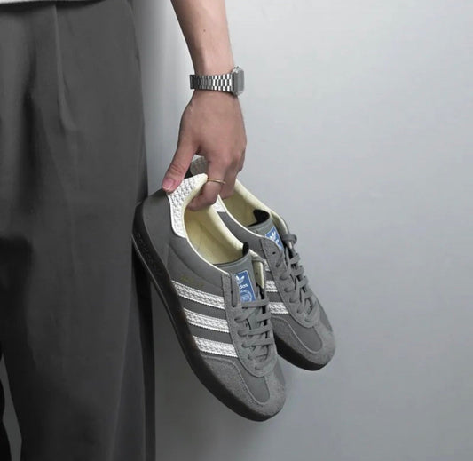 Gazelle Indoor Dark Grey