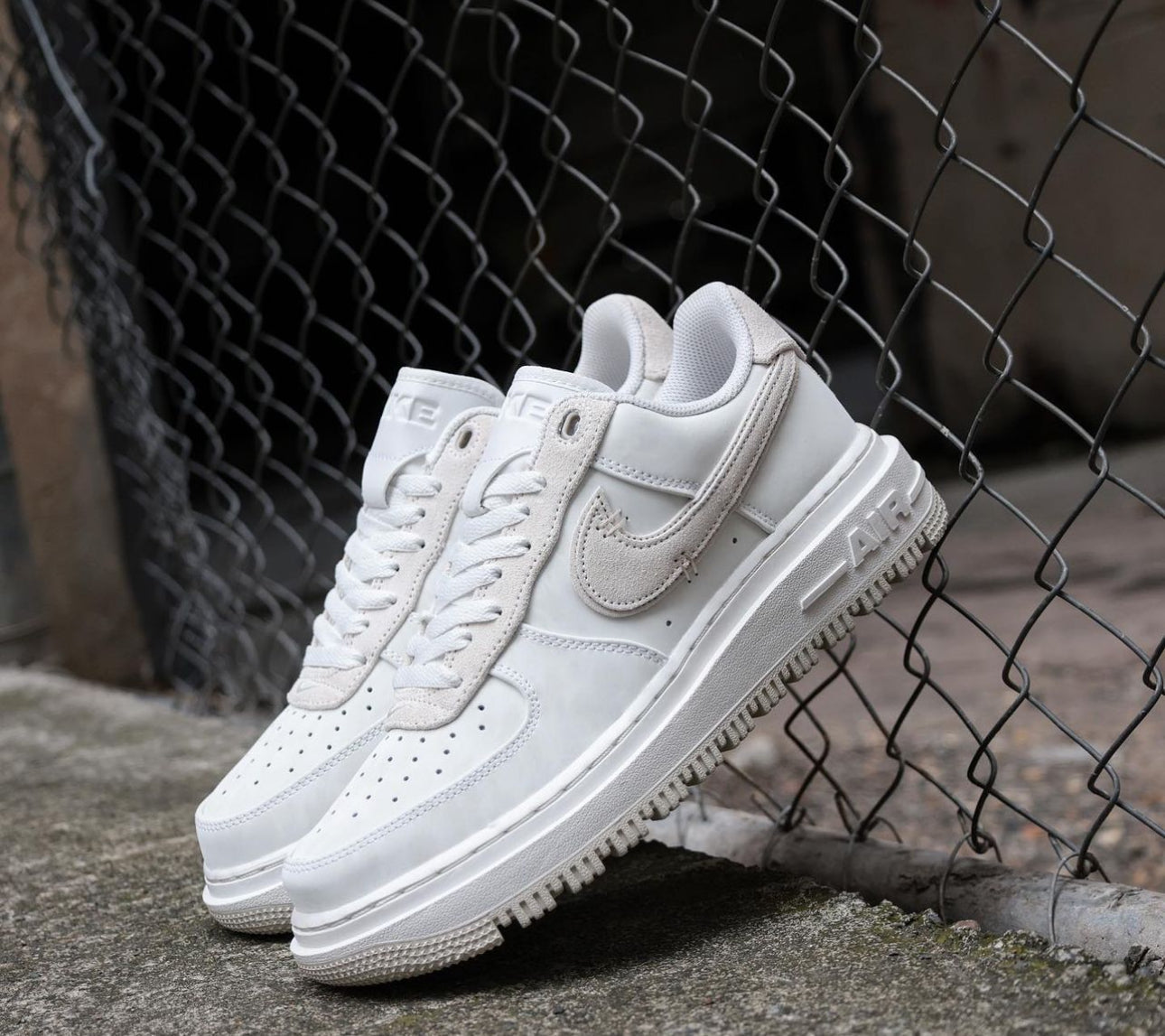 Airforce 1 Luxe Summit White
