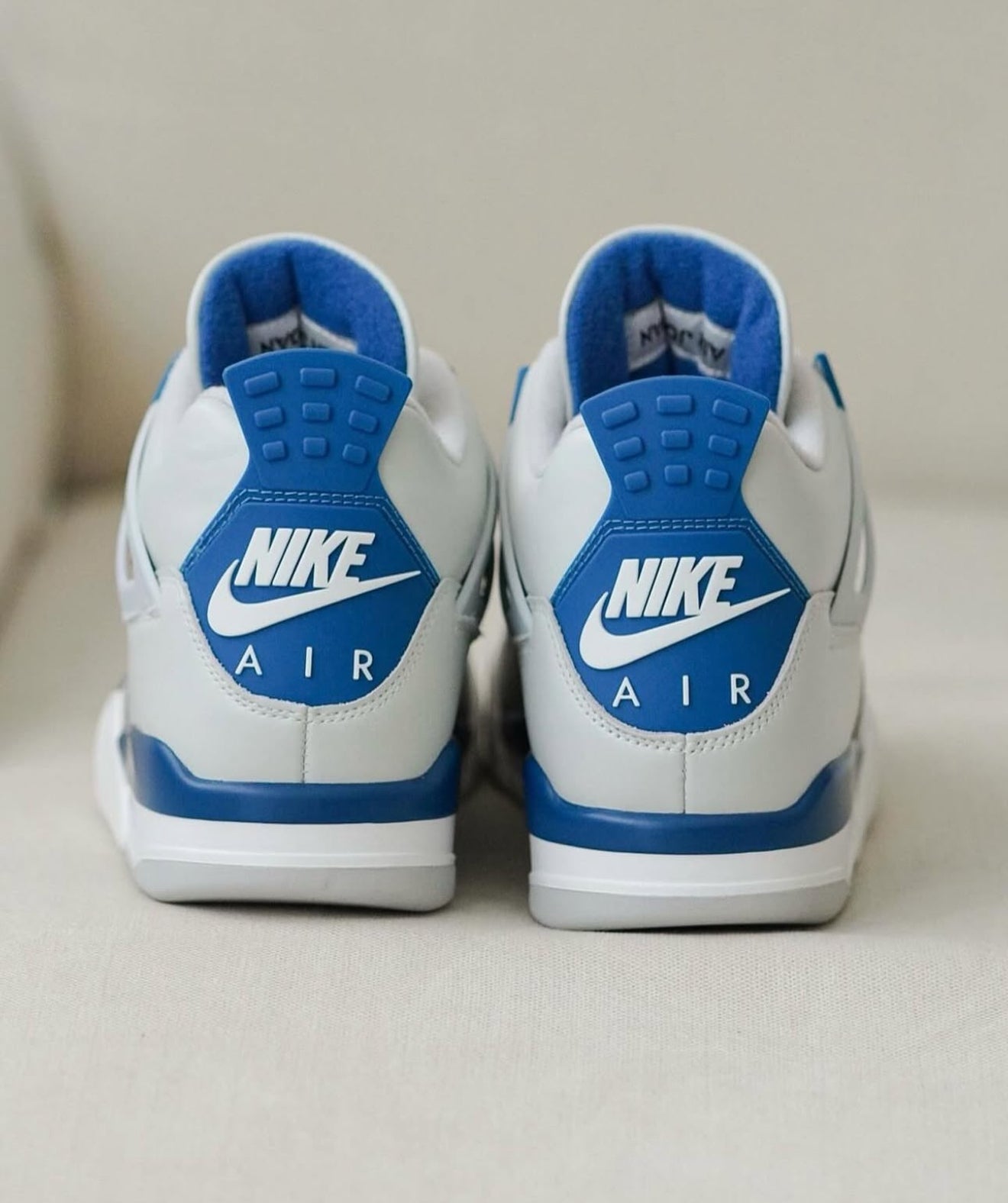 Air Jordan 4 Military Blue