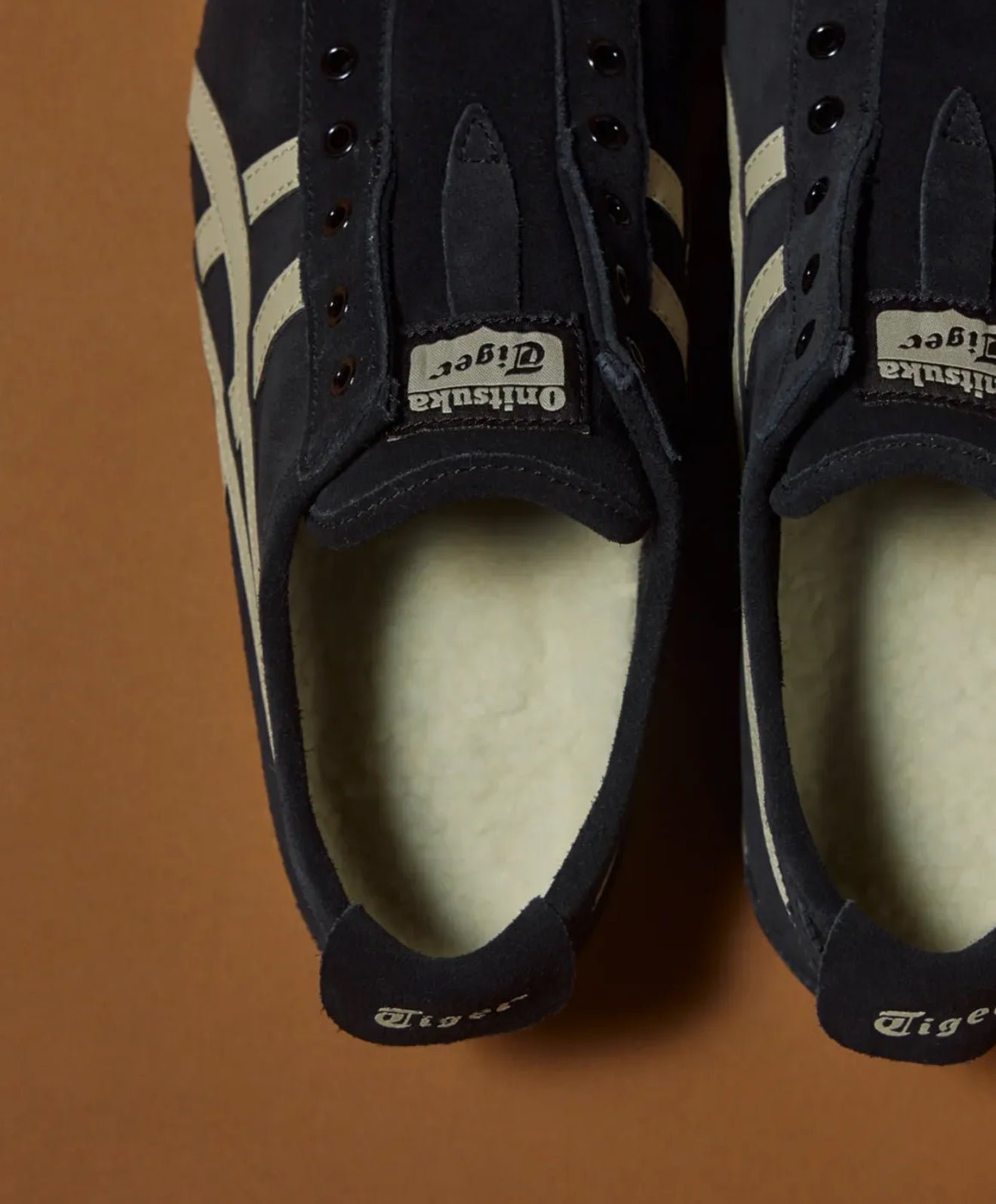 WMNs Mexico 66 Slipon Black Putty