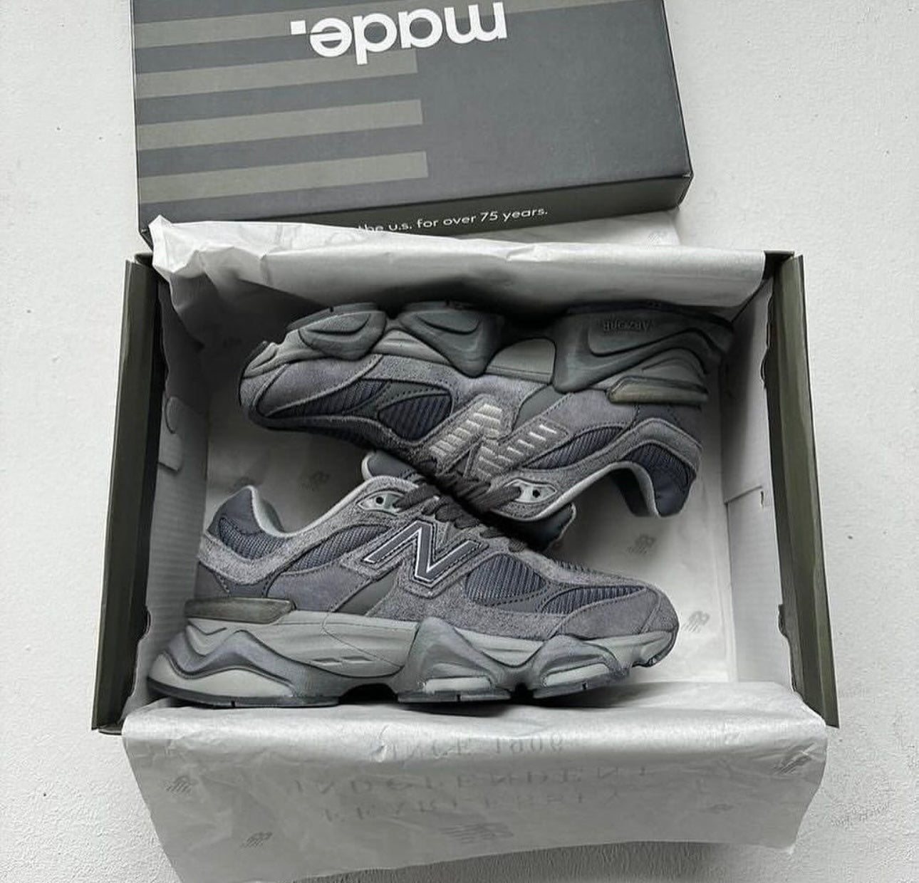 NB Balance 9060 Magnet Grey