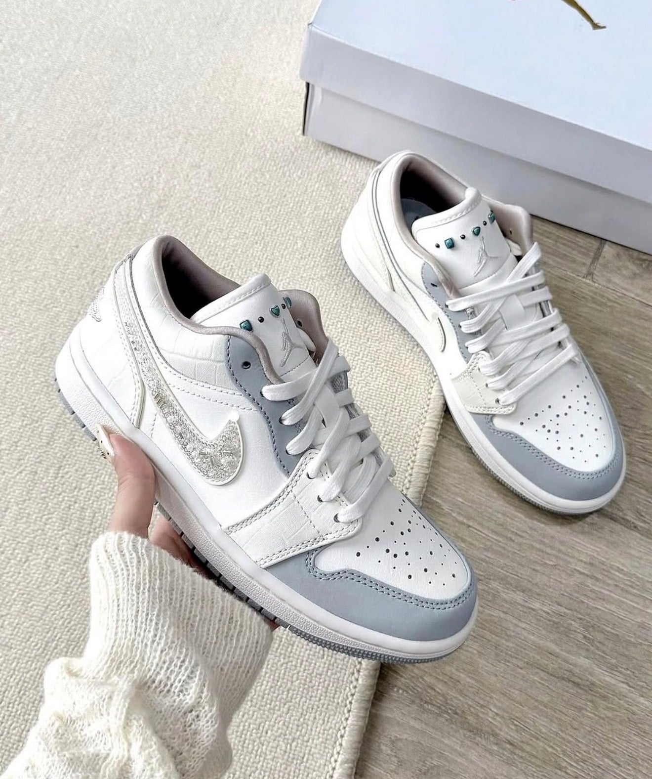 Air Jordan 1 Low Sail Soft Pearl