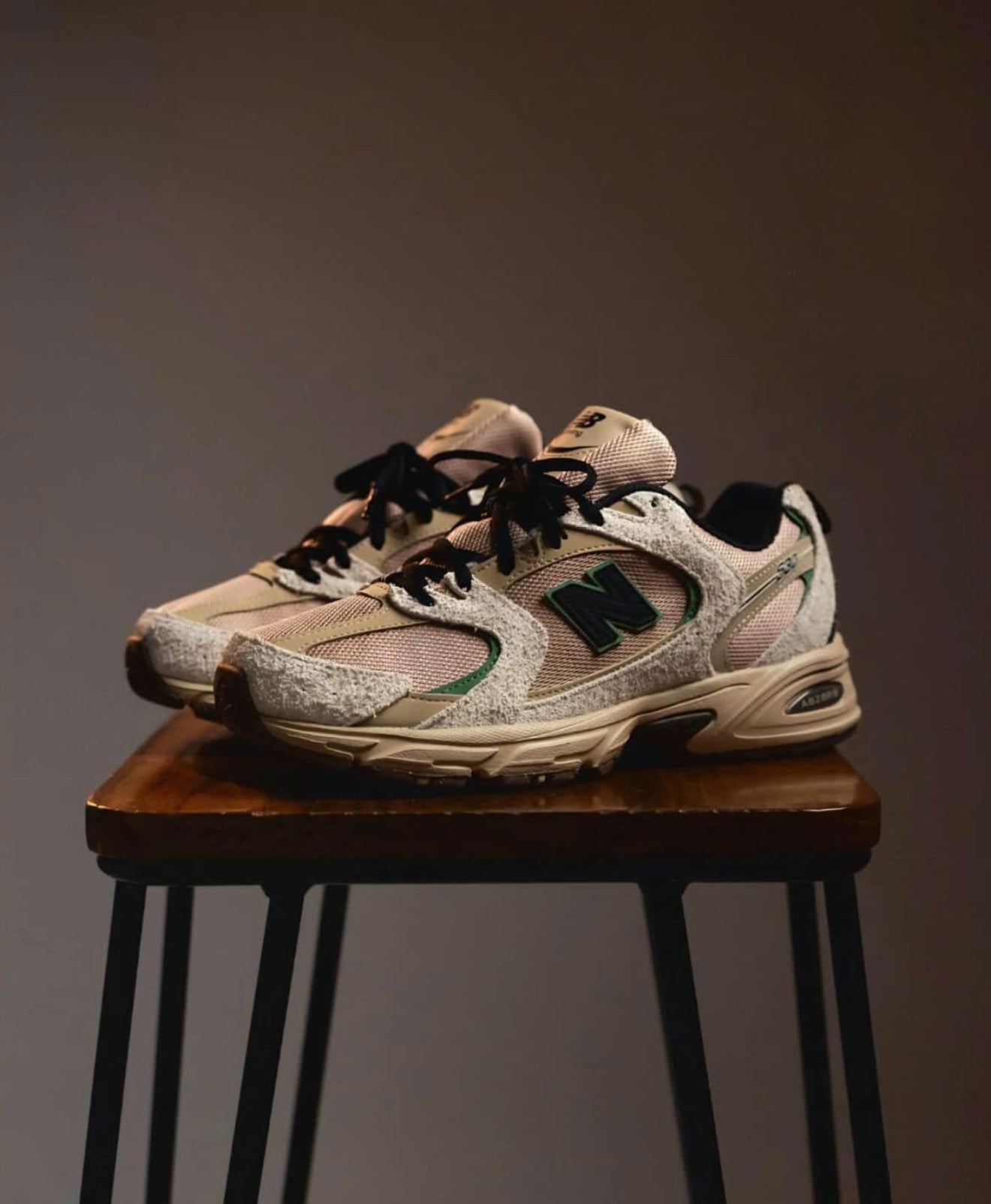 WMNs New Balance 530 Linen Incense
