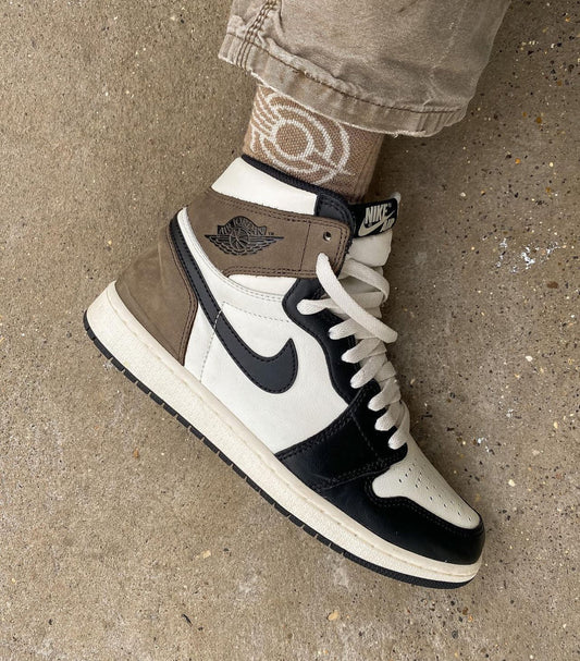Air Jordan Retro 1 High Mocha