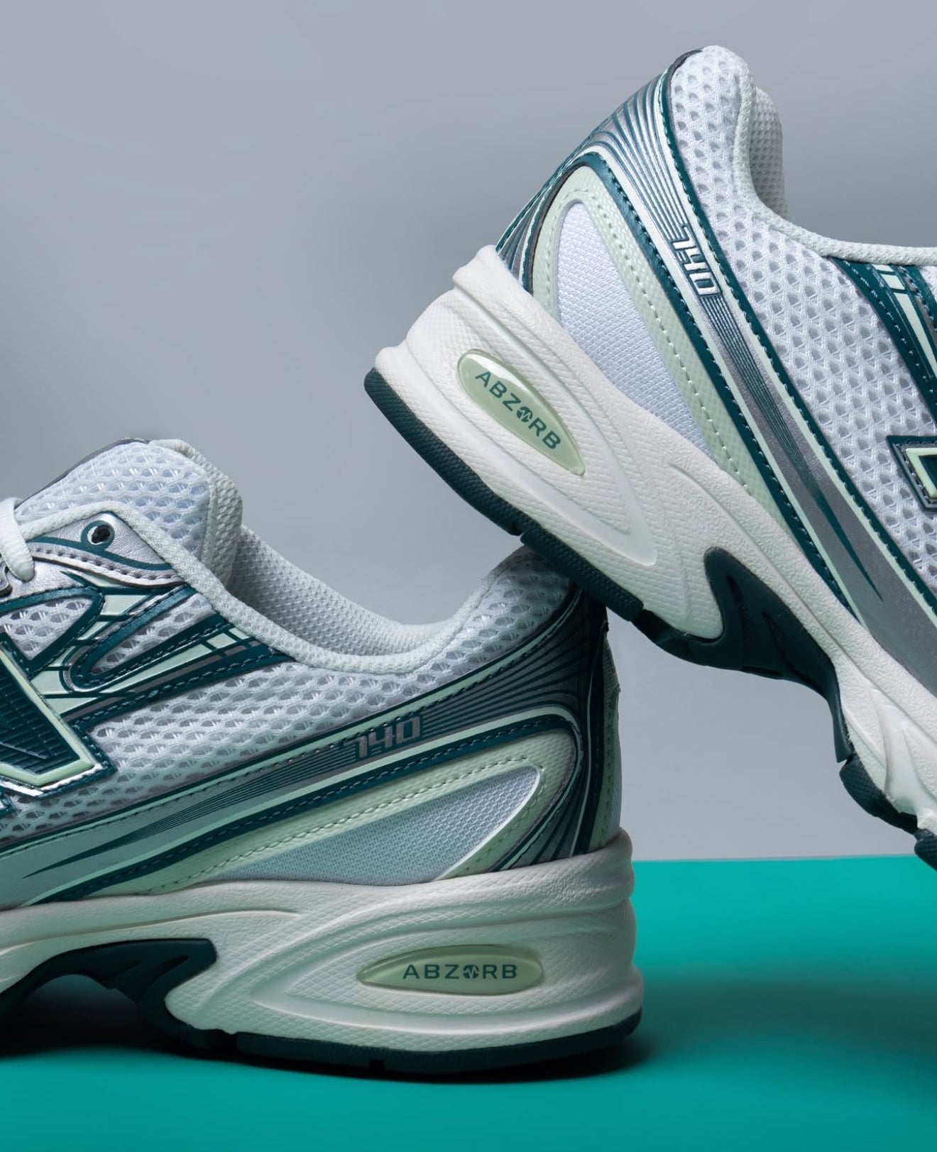 NB Balance 740v2 White Marsh Green