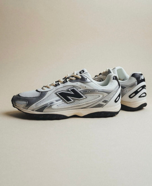 NB Balance 204L Silver Metallic Black