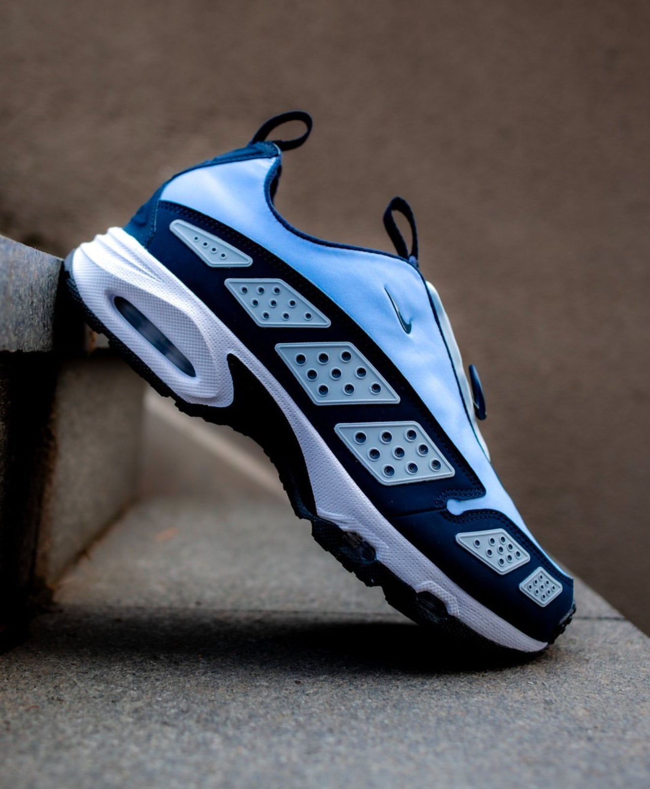 Airmax SNDR Blue Ice