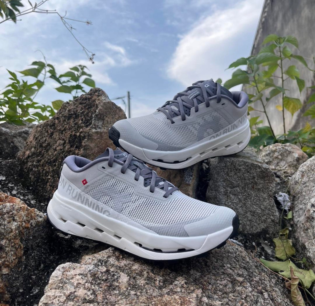 On Running Cloudultra 3 Rock White