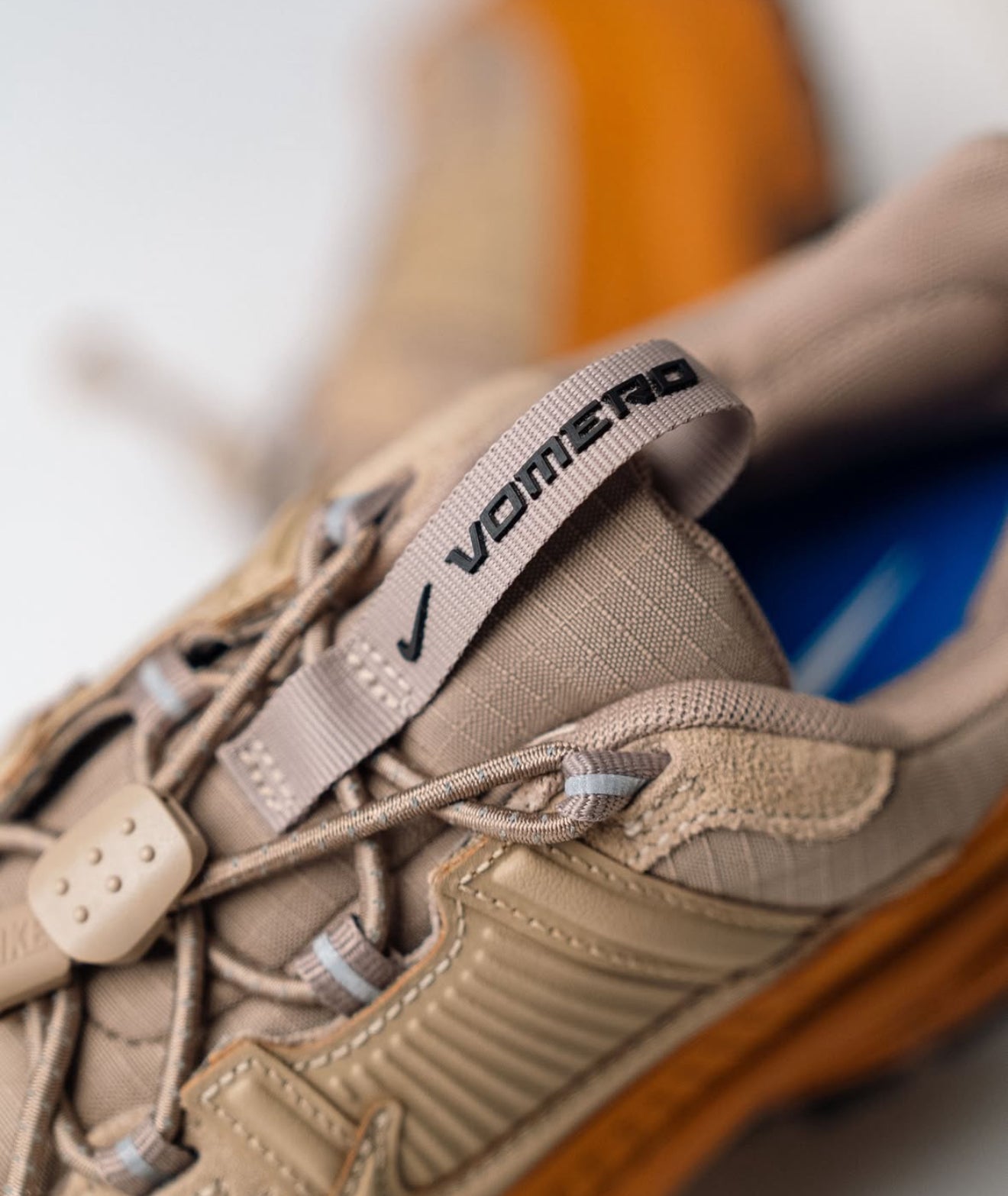 Zoom Vomero Roam Flax