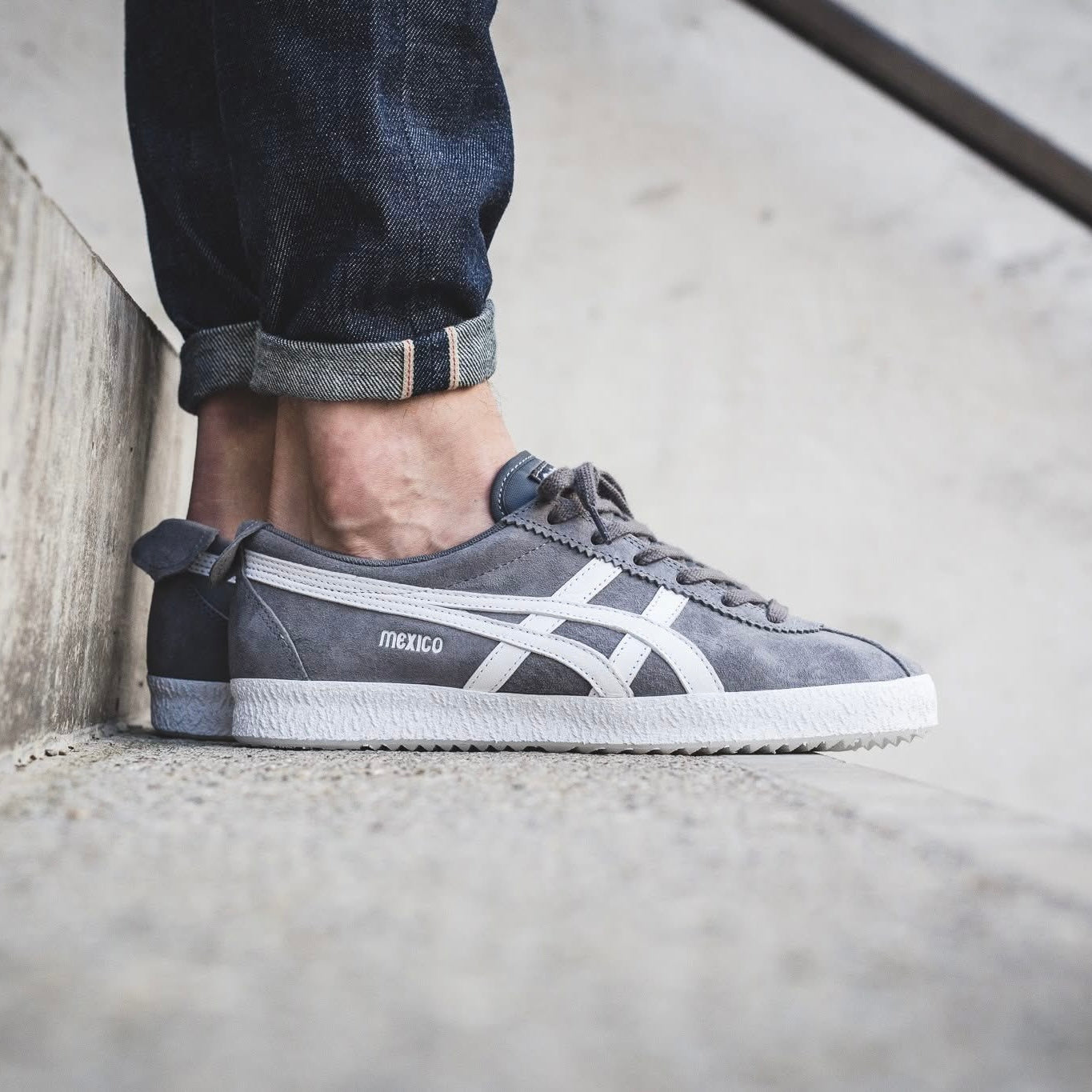 Mexico 66 Lace Up Delegation Grey White