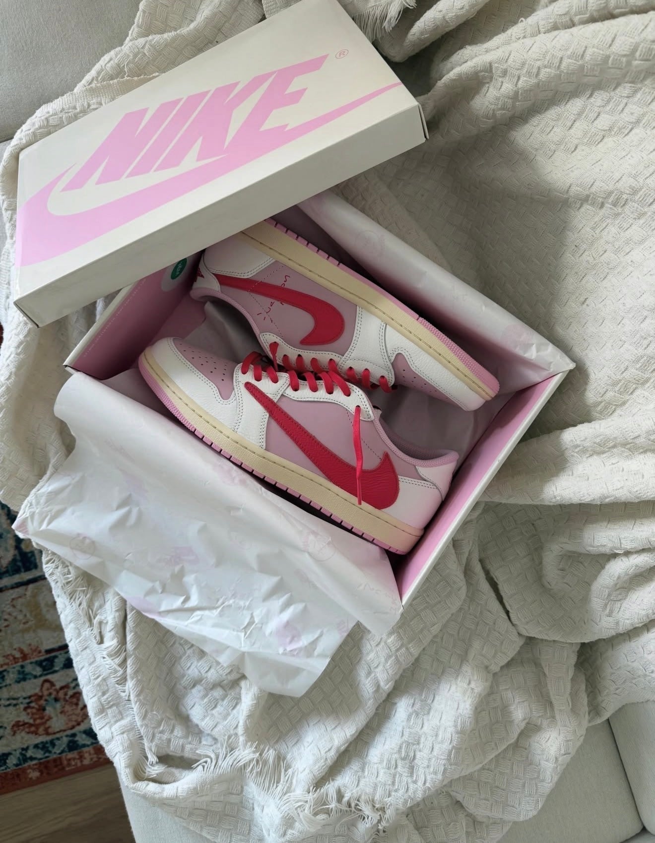 Air Jordan 1 Retro Low OG SP Travis Scott Sail Tropical Pink