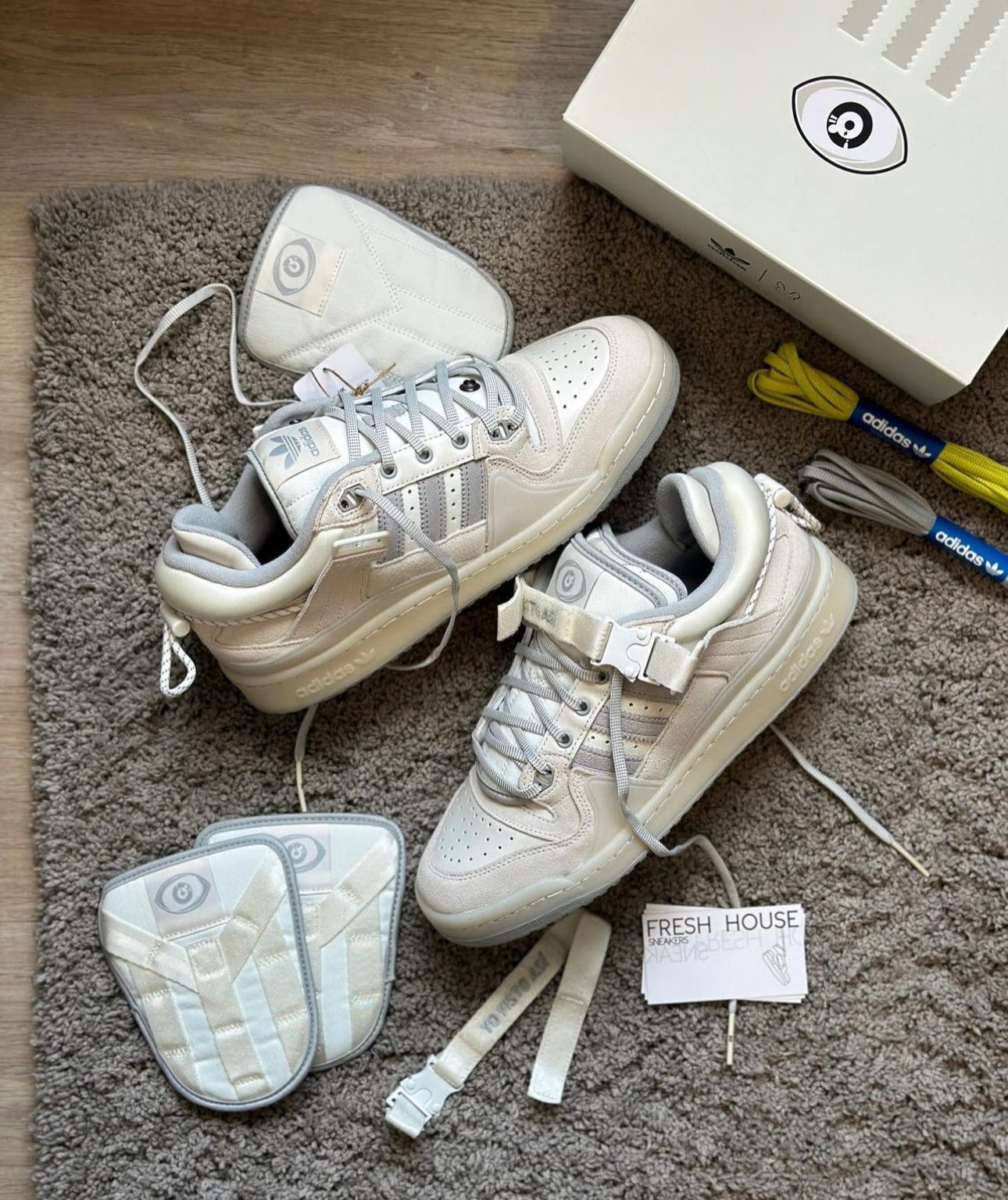 WMNs Forum Buckle Low Bad Bunny Last Forum