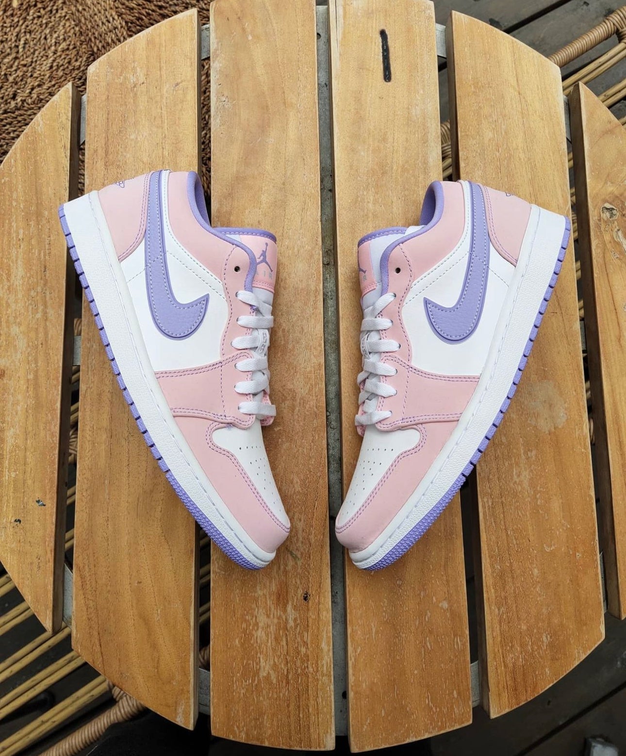 WMNS Air Jordan 1 Low Arctic Punch