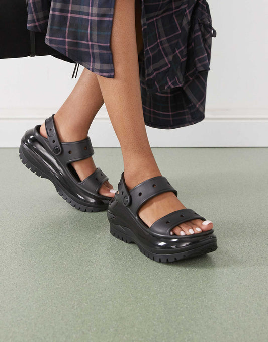 WMNs Crocs Mega Crush Sandal Black