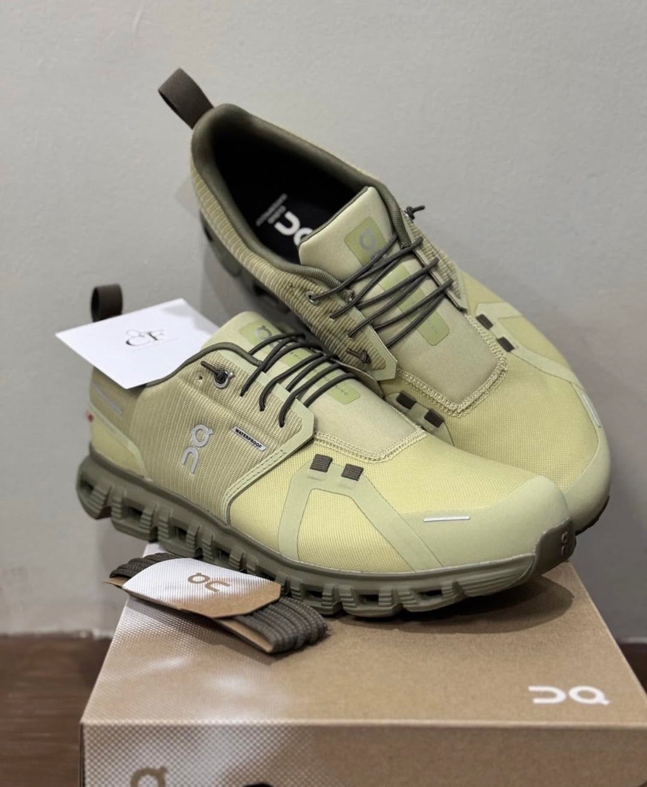 On Running Cloud 6 Waterproof Caper Grove