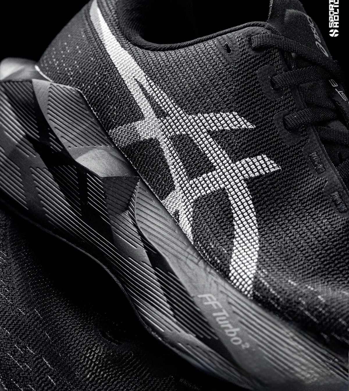 Novablast 6 Black
