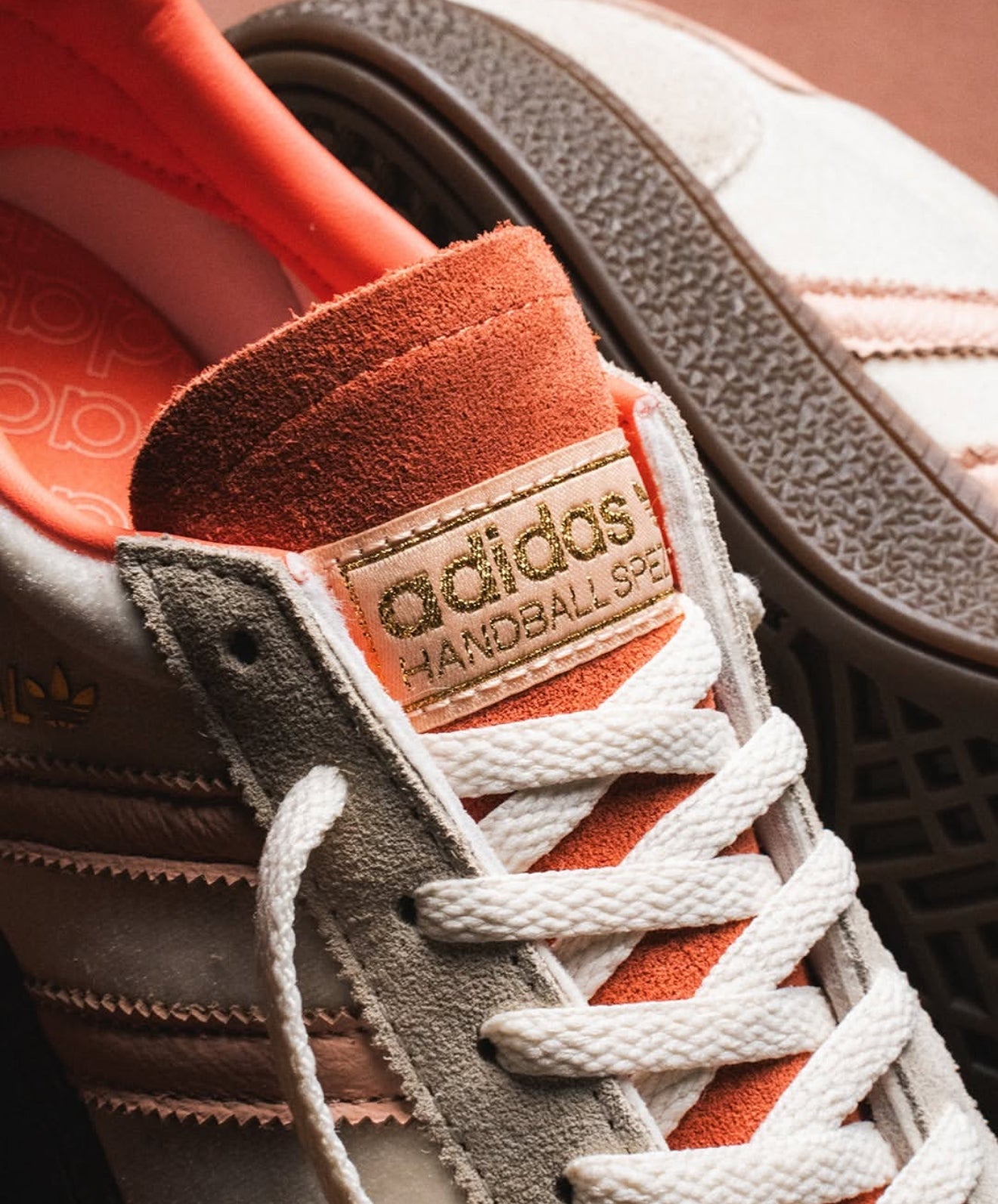 WMNs Handball Spezial Cream White Coral Velvet