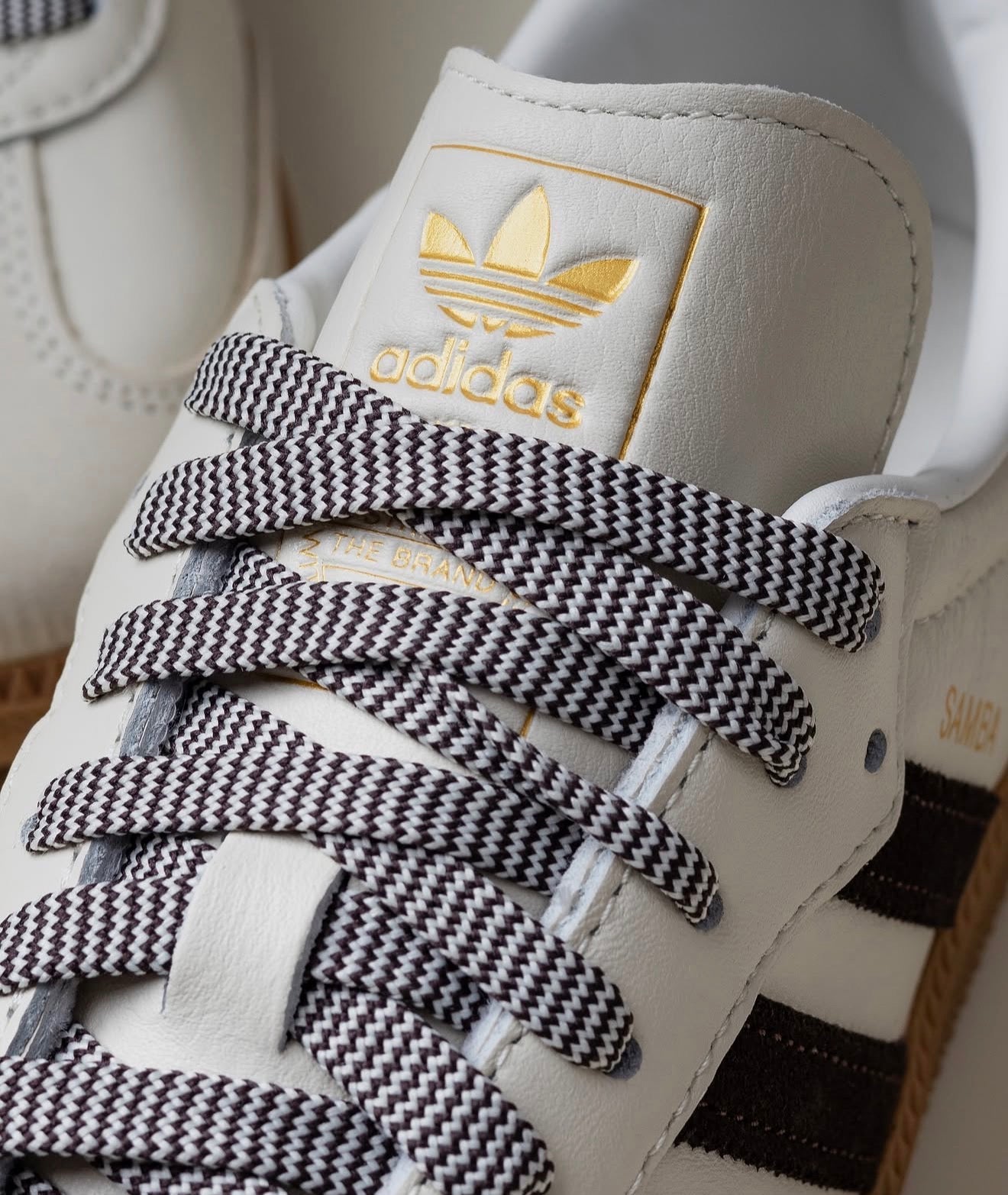 Samba Off White Dark Blue