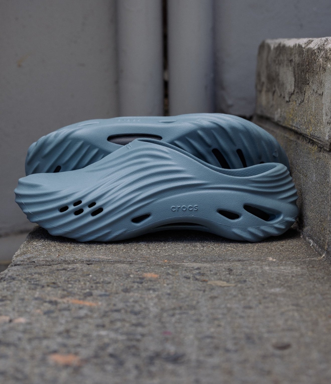 Crocs Echo Wave Clog Pond