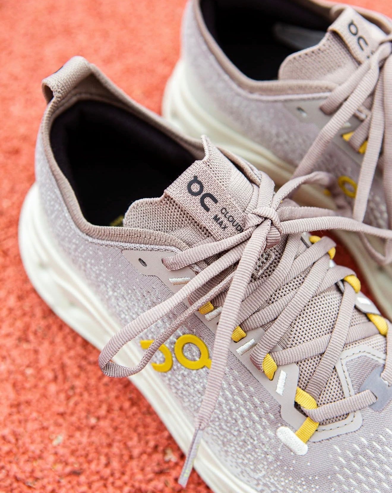 On Running Cloudsurfer Max Cinder Pelican