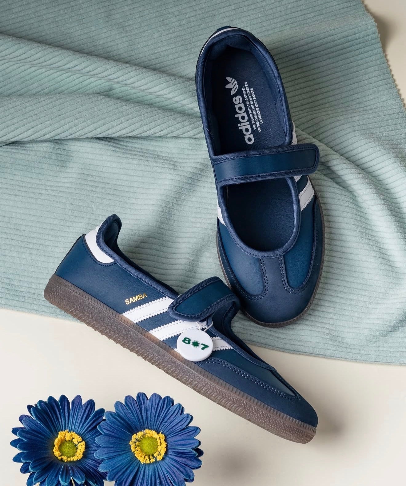 WMNs Samba Jane Crew Navy White