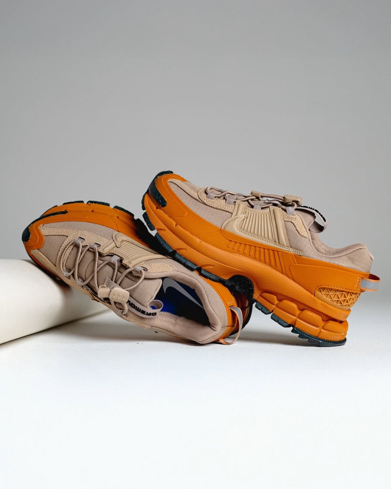 Zoom Vomero Roam Flax