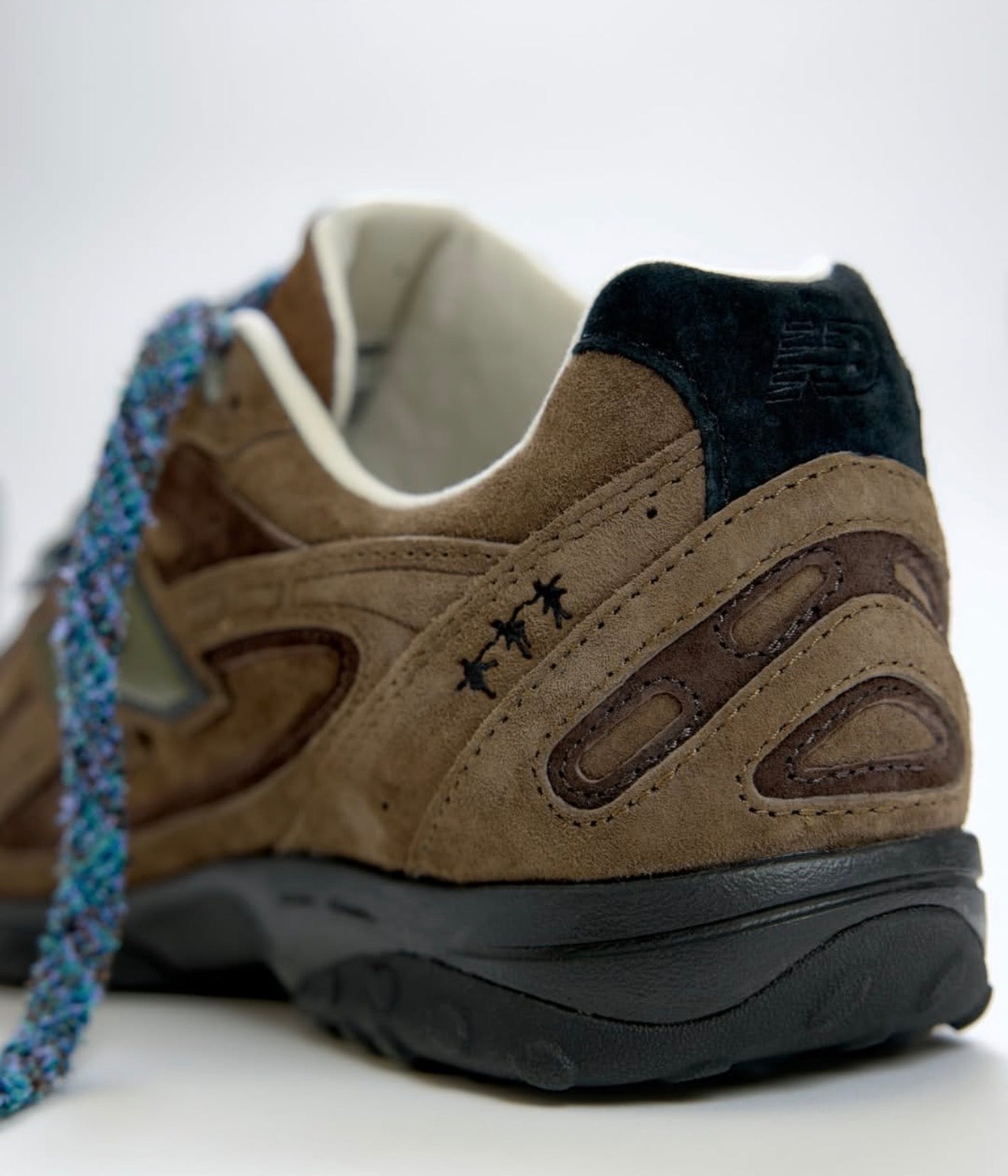 WMNs NB Balance 204L Basketcase Beef & Broccoli