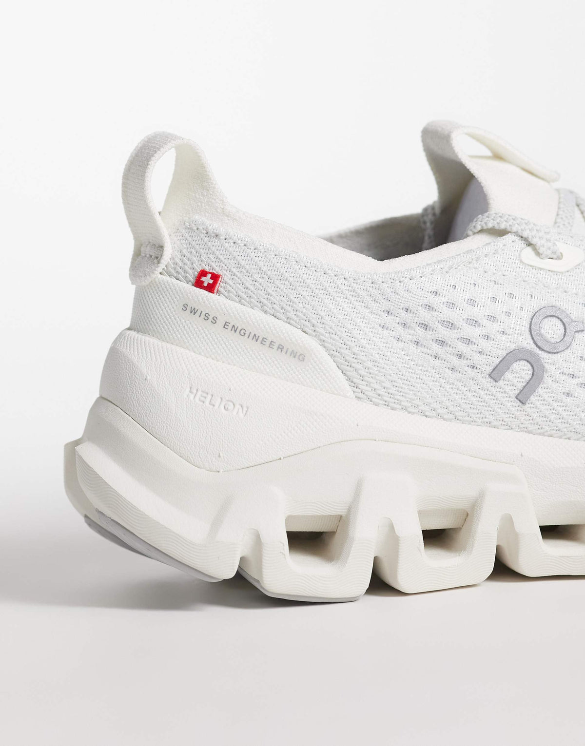 On Running Cloud X Tempo White