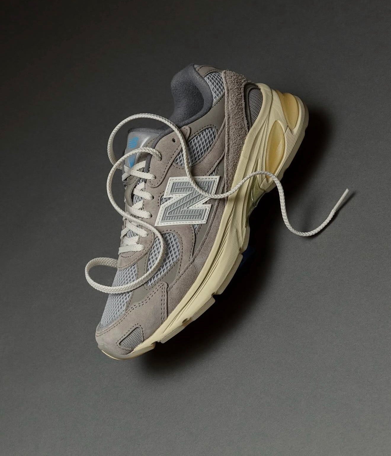 NB Balance 2010 Grey Day (2025)