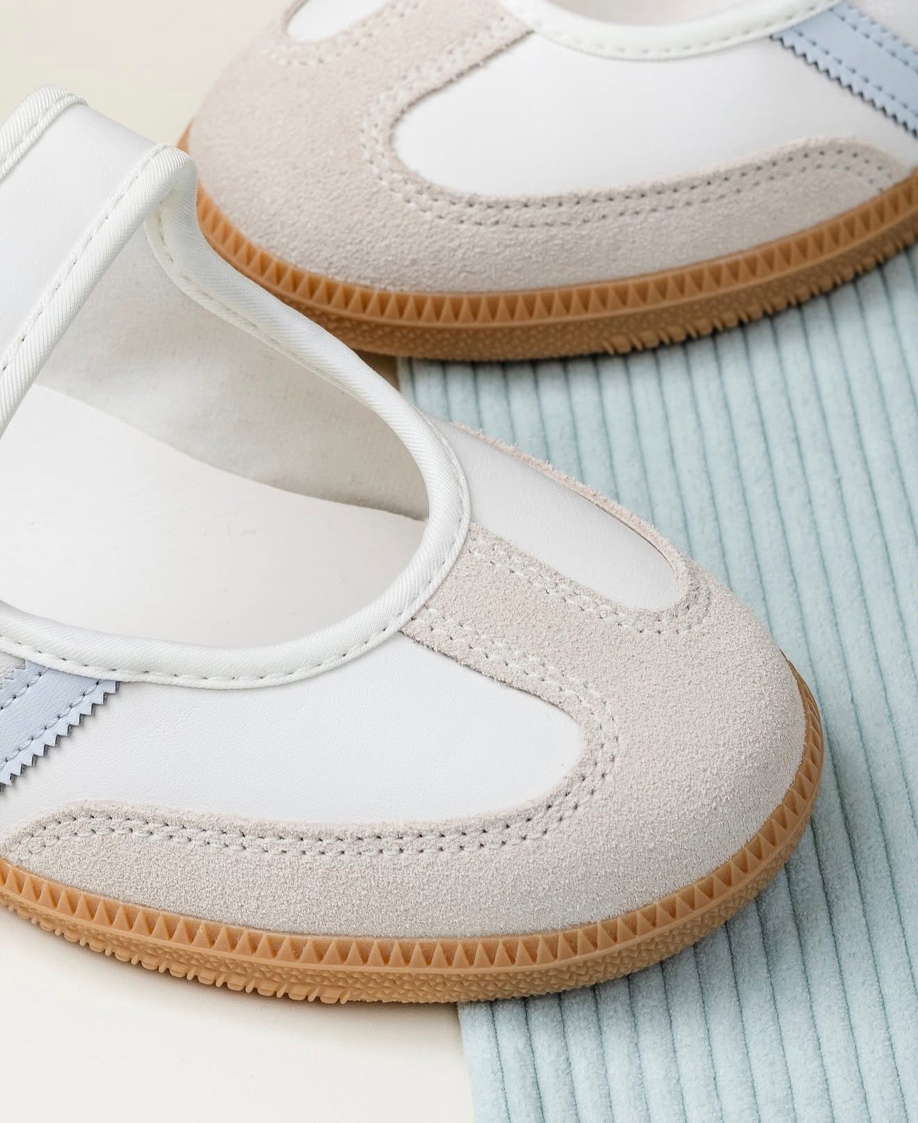 WMNs Samba Jane White Blue Gum