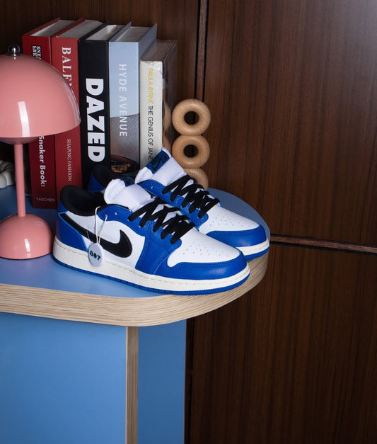 Air Jordan 1 Retro Low OG Game Royal
