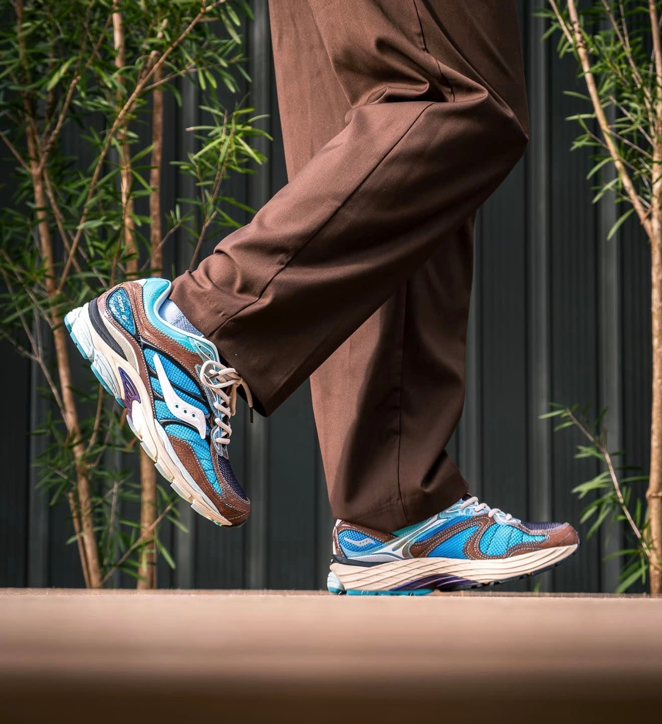 Saucony ProGrid Omni 9 Footpatrol Blue Brown
