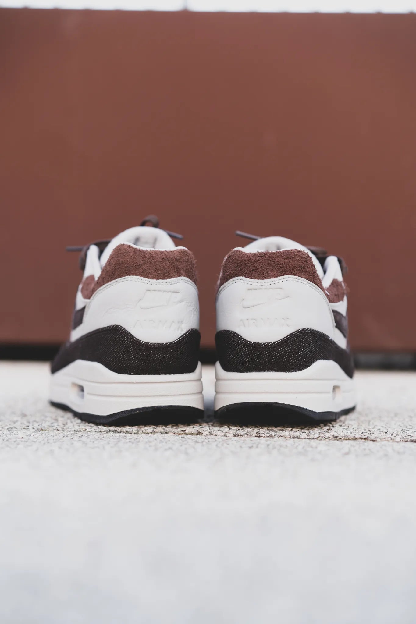 Size? x Airmax 1 Brown Stone