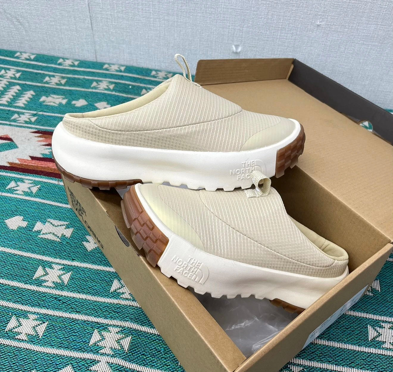 the north face never stop mule