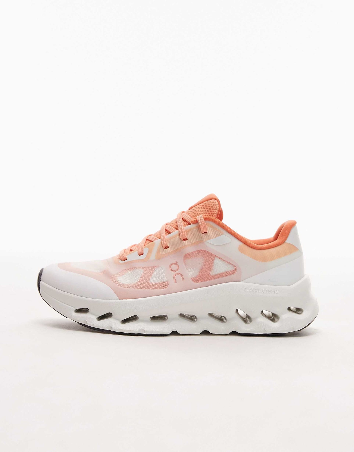 WMNs On Running Cloudtilt Remix Sunstone Ivory
