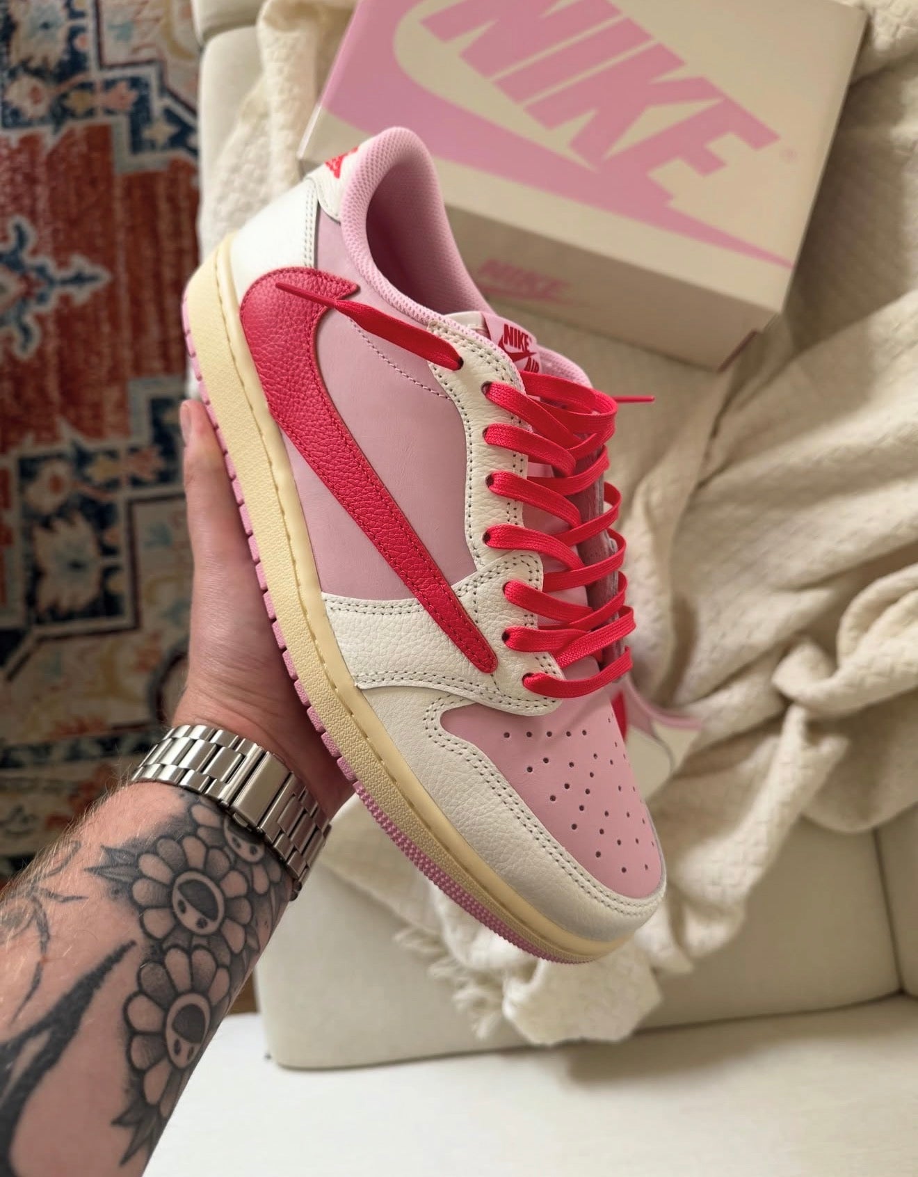 WMNS Air Jordan 1 Retro Low OG SP Travis Scott Sail Tropical Pink