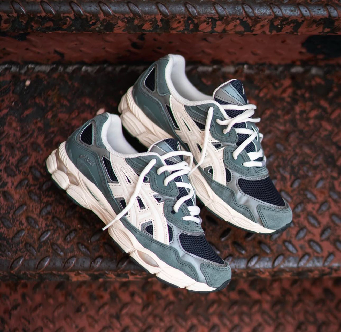 Gel NYC Graphite Grey Smoke Grey