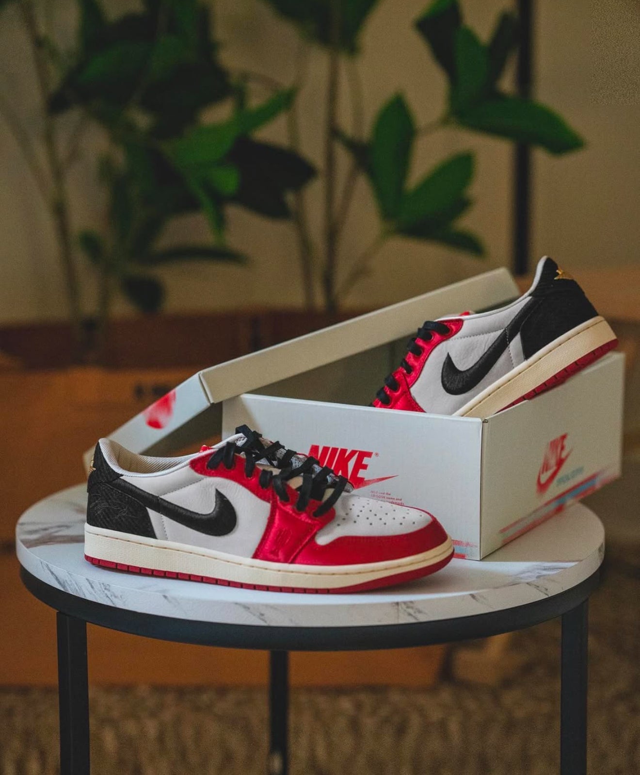 Air Jordan 1 Low x Trophy Room - Varsity Red (UA)