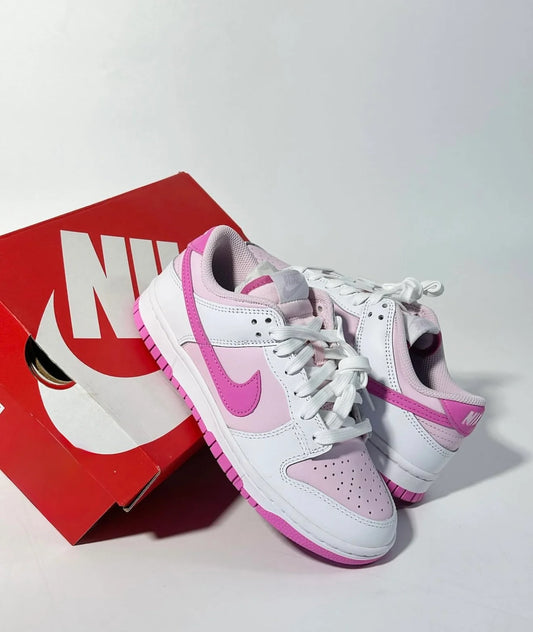 WMNs Dunk Low Pink Foam