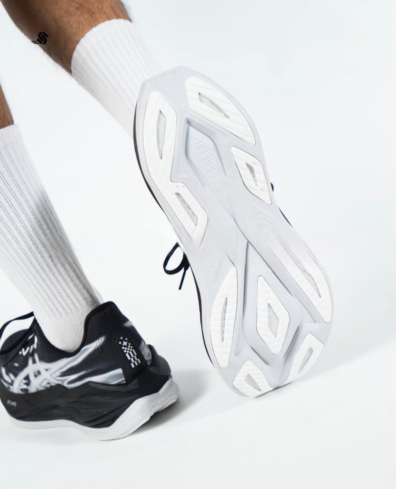 Superblast 3 Black White