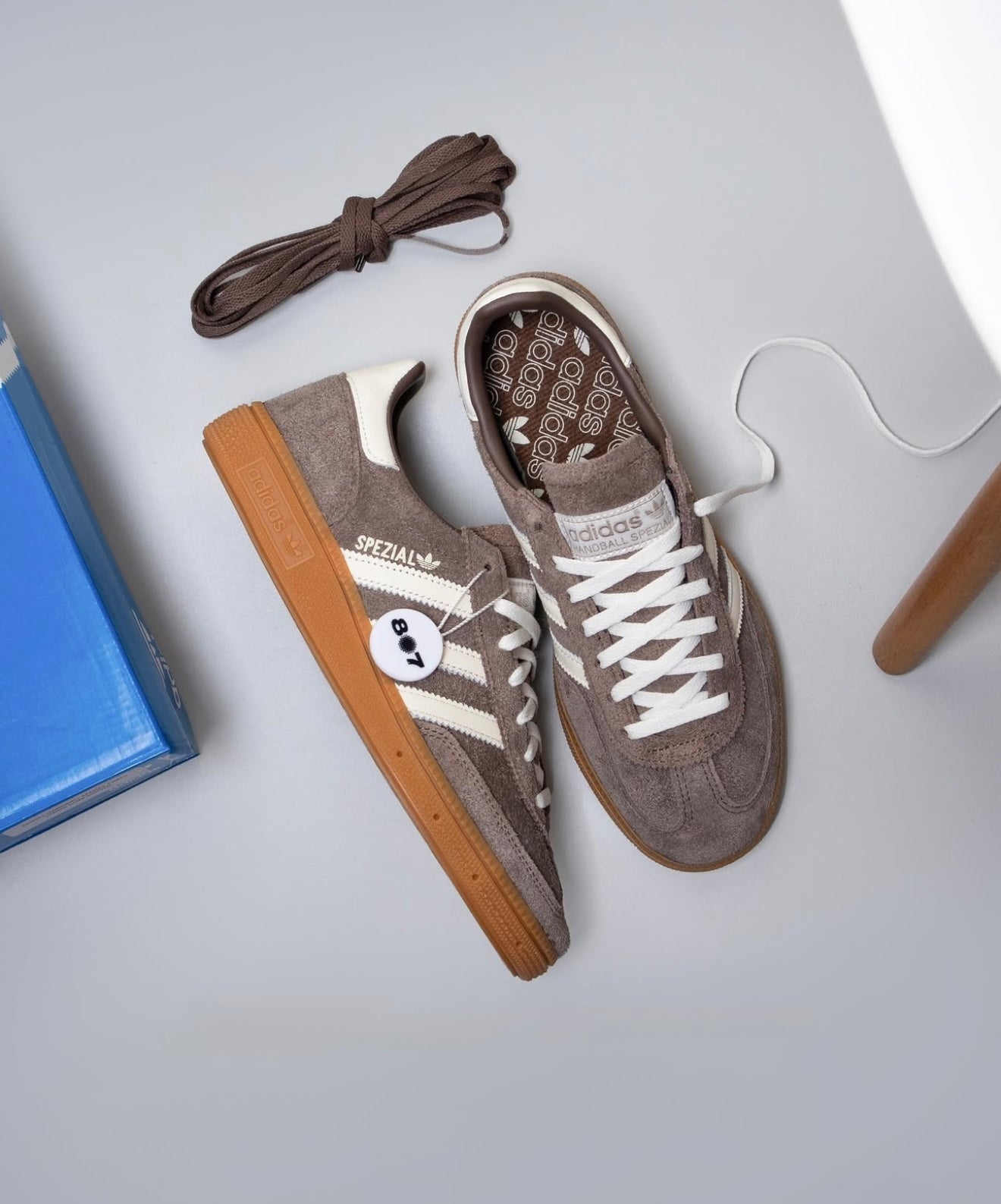 Handball Spezial Earth Strata Gum