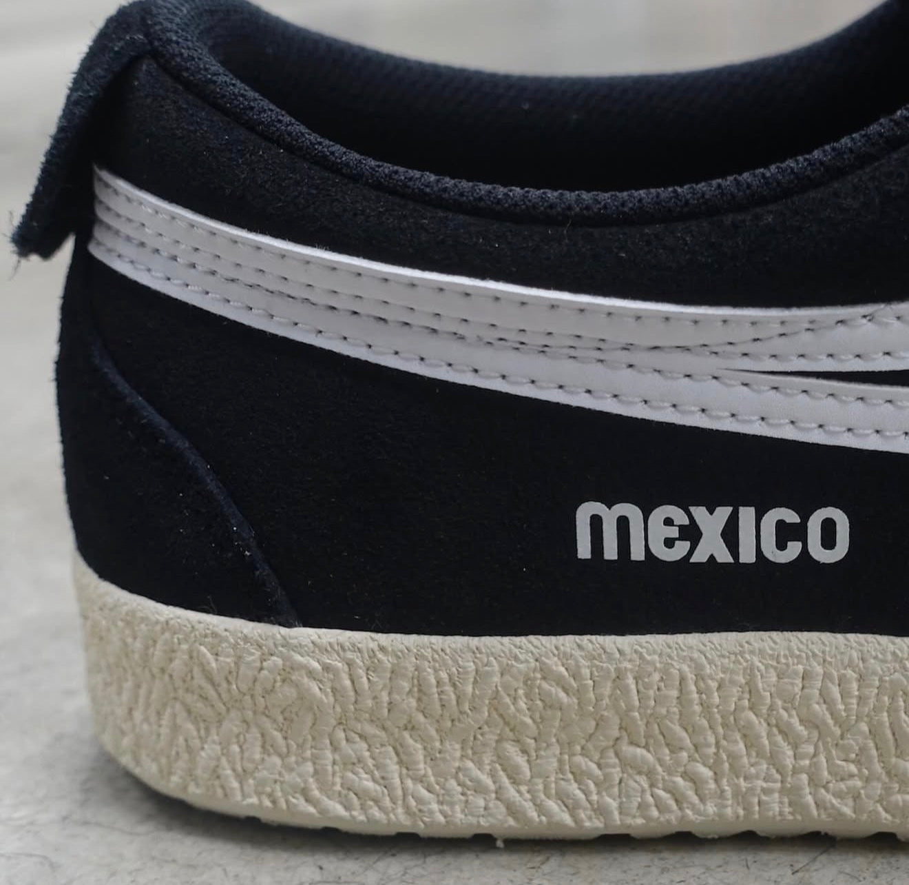Mexico 66 Lace Up Delegation Black White