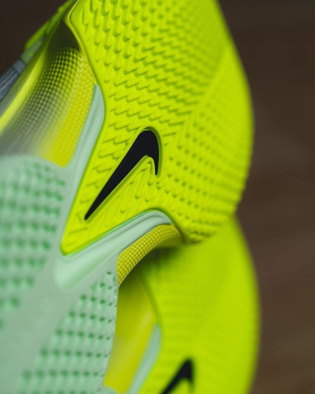 Air Zoom GT Cut Cross Barely Green