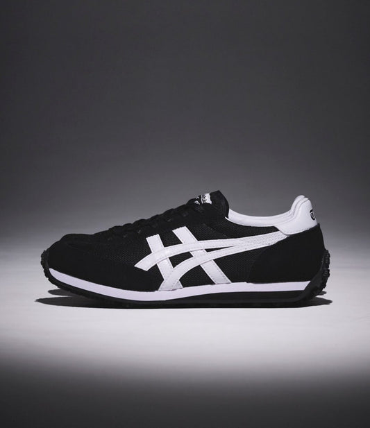 EDR 78 Lace Up Black White