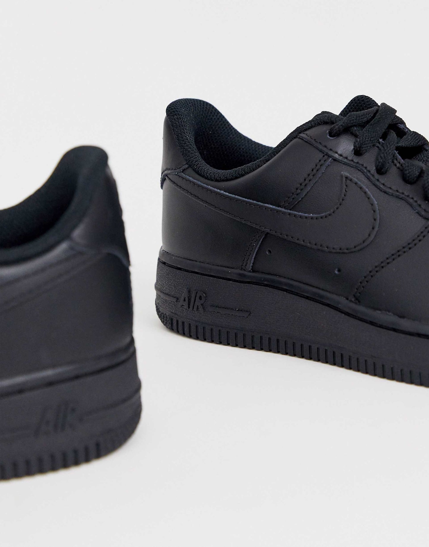 WMNS Airforce Af 1 Black