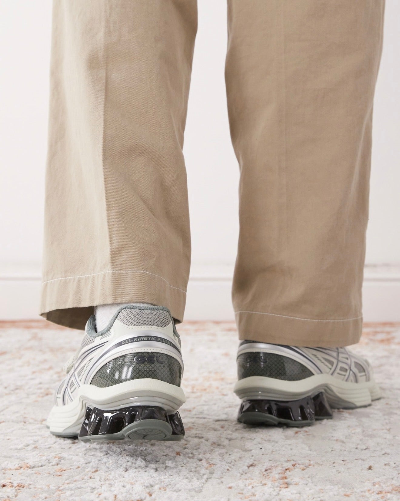 Gel-Kinetic Fluent Trainers Seal Grey & Pure Silver