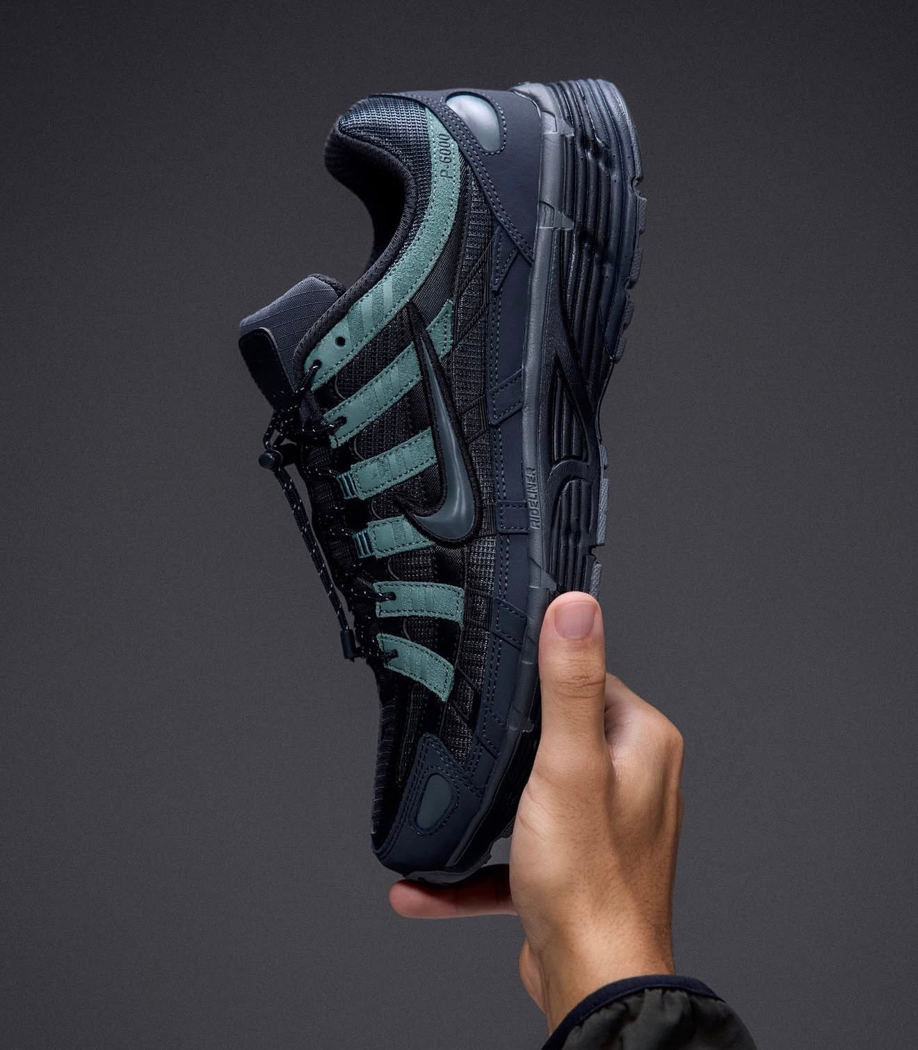 P6000 Anthracite Clay Green