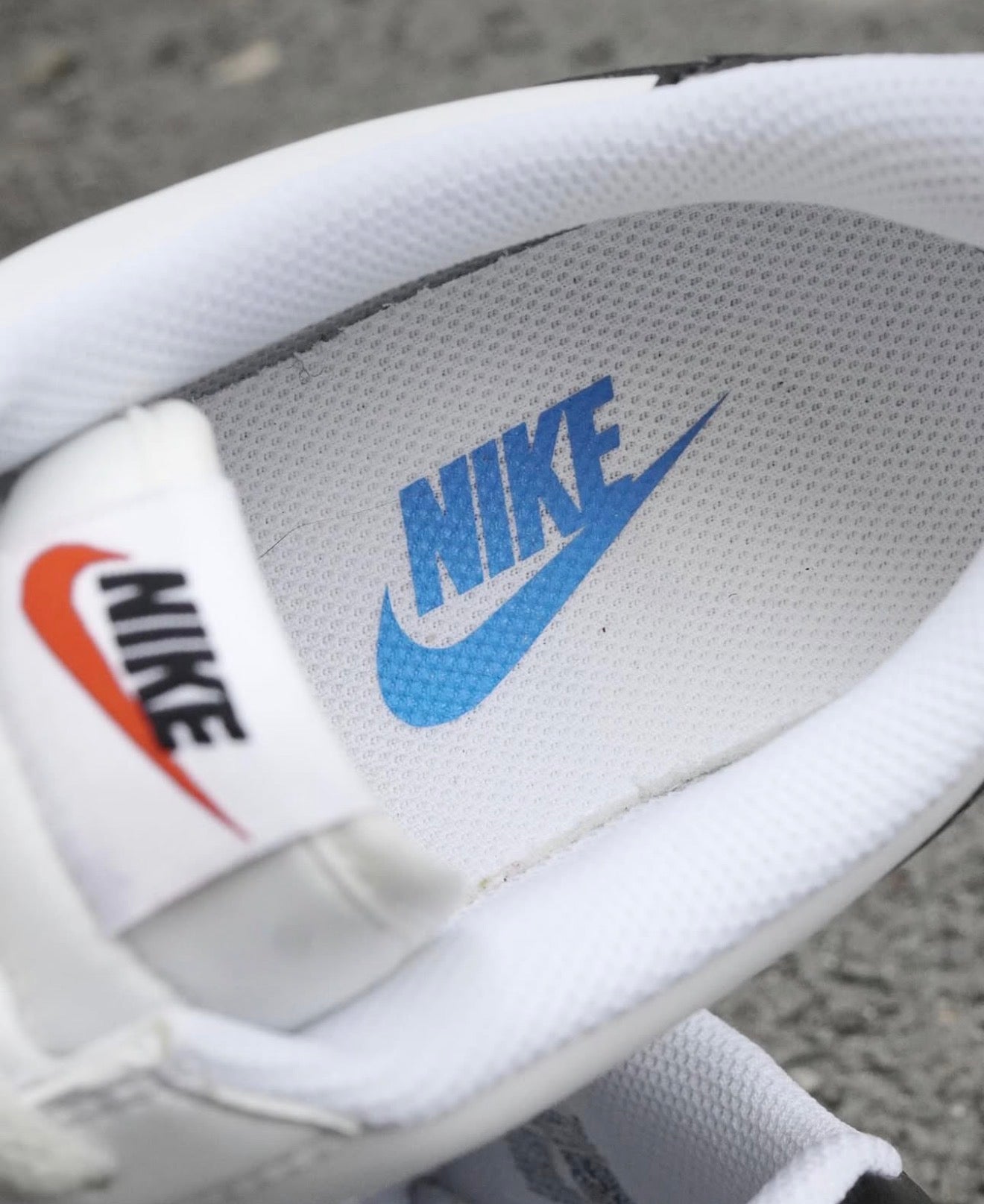 Cortez White Black Light Photo Blue